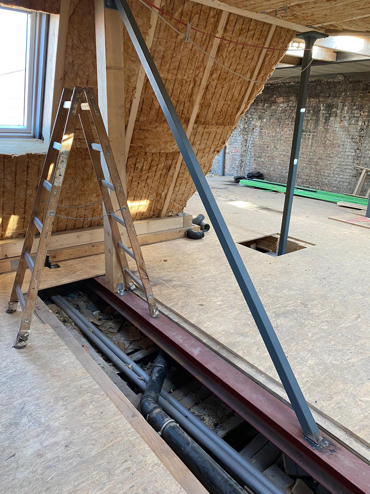 dd0b5298-915a-4fae-8357-755c6f4fa79f